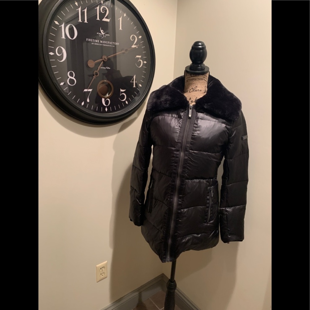 BCBG MAXAZRIA PUFFER JACKET NWT
